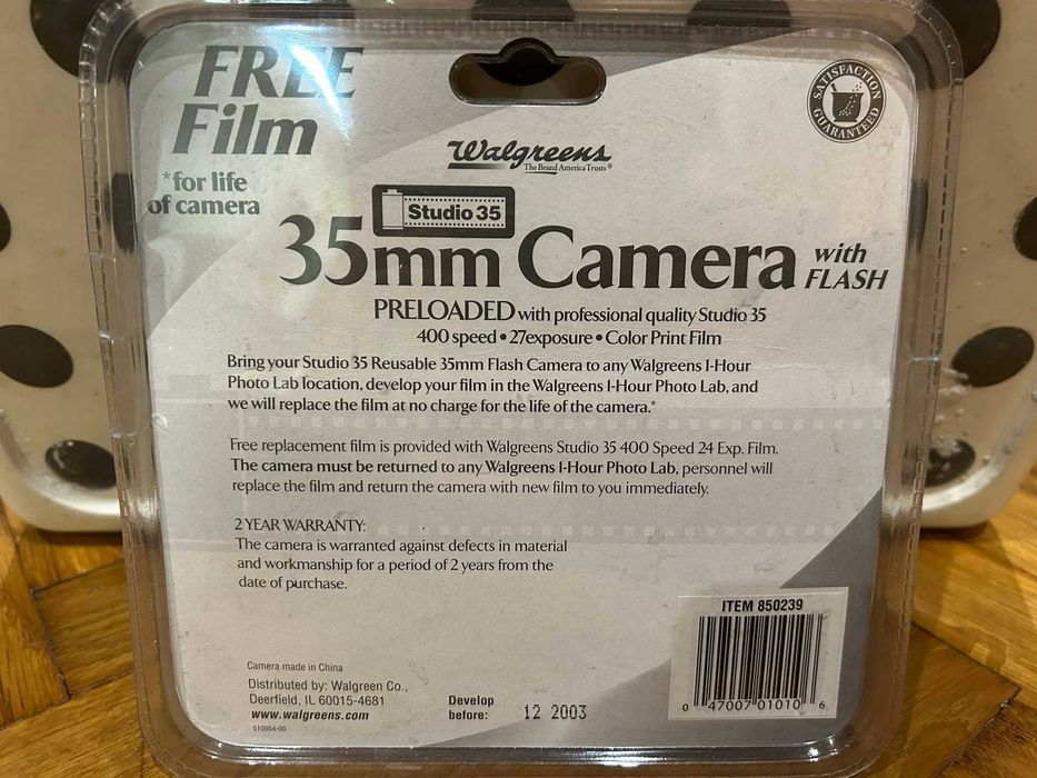 Nowa Mini kamera 35mm Walgreens z roku 2003