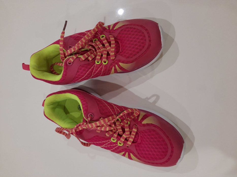 Sapatilhas Rosa Novas