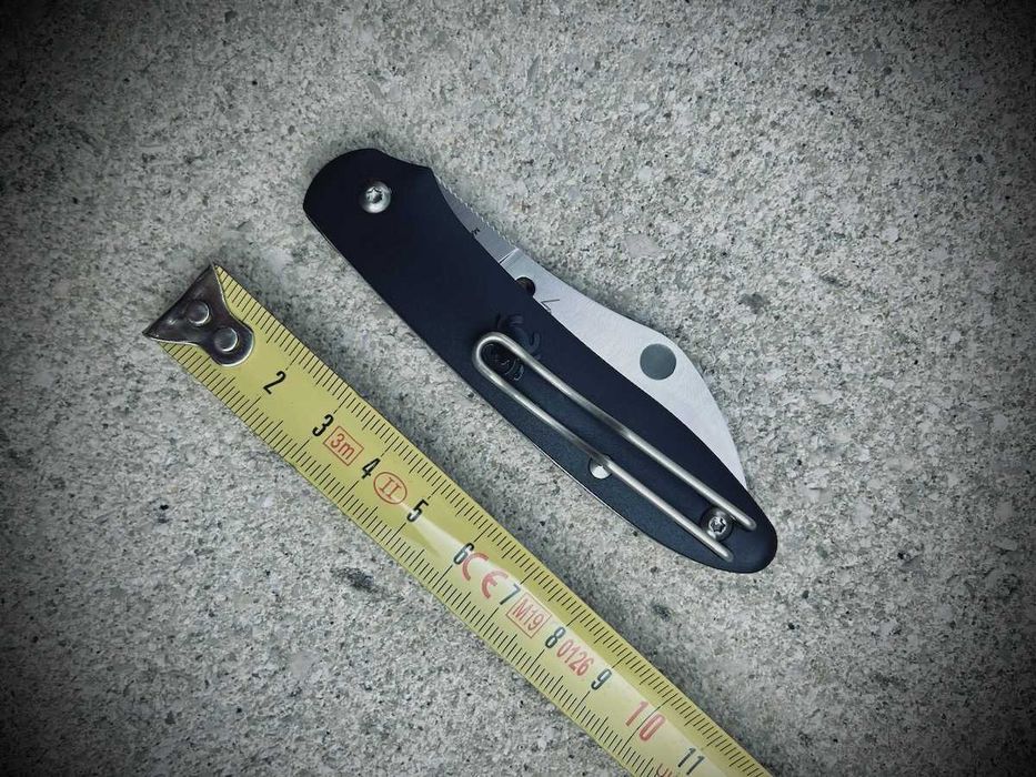Canivete Spyderco Roadie XL