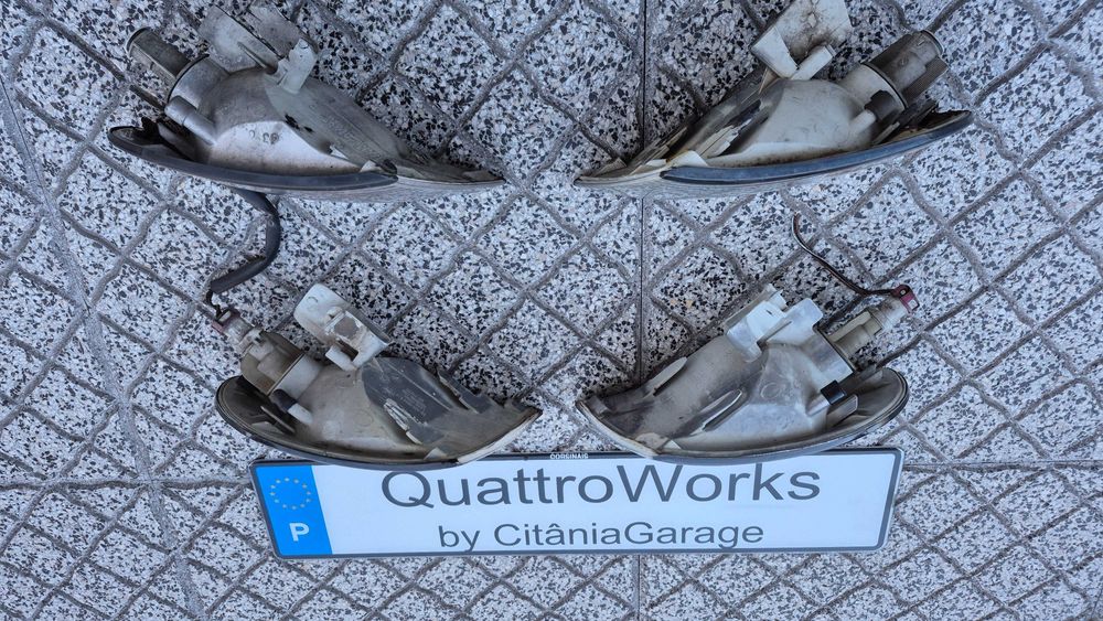 AUDI A4 B5 (8D)-PISCA/ÓTICA DIREITO-ESQUERDO 94 até 1999 Pré-Facelift