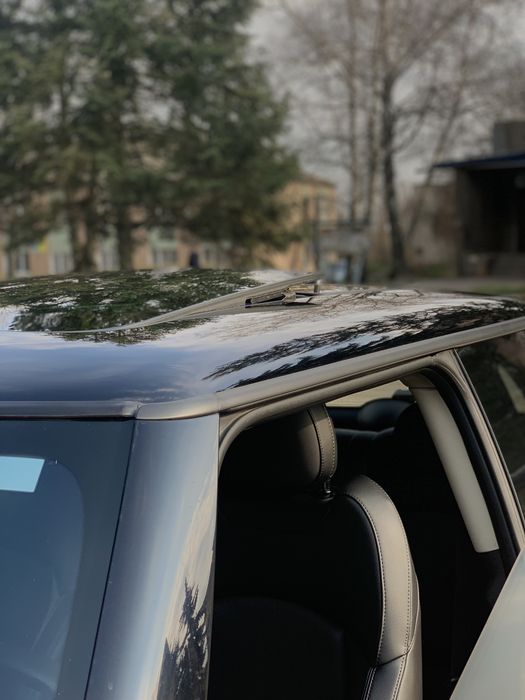 Продам машину Mini Cooper