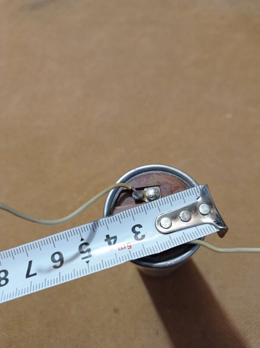 Конденсатор К50-17 электролитический 1500мкФ 300В (СССР)