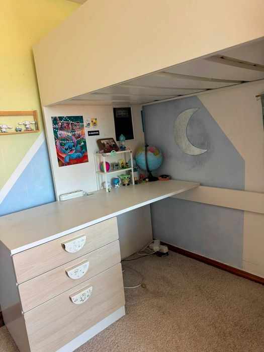 Cama beliche + secretária + armário SMÅSTAD