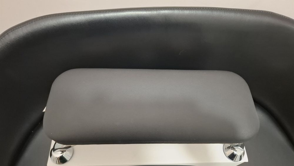 Подставка под руки маникюр airmax