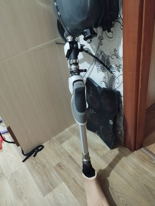 Продам механічне коліно Ottobock 3R85 Dunion