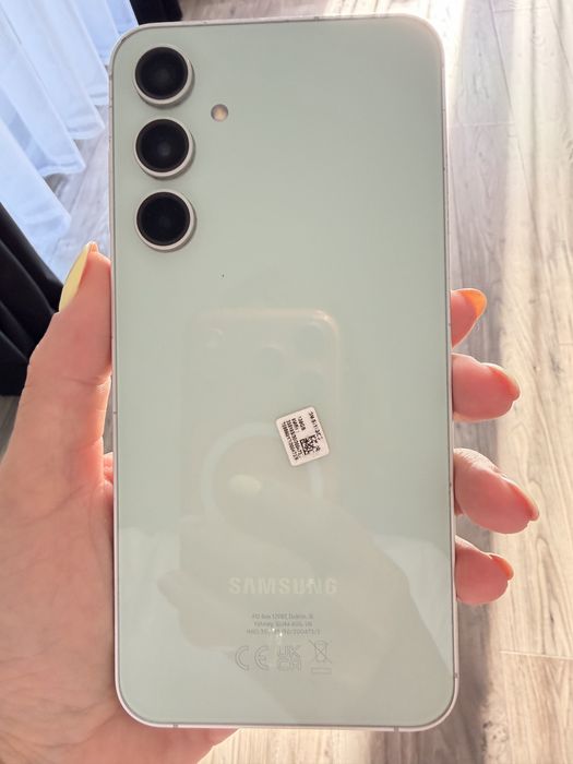 Samsung galaxy s23 fe, wyswietlacz igła, 100% sprawny