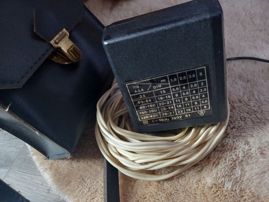 Kolekcjonerska lampa błyskowa LBS 20