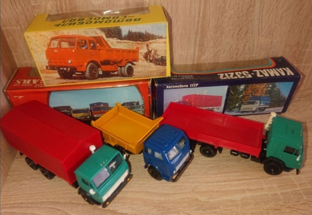 Продам масштабные модели автомобилей 1:43 СССР