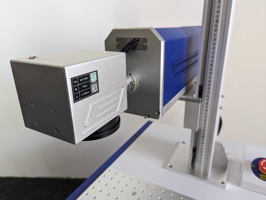 Лазерний станок TR-80-CO2 RF Davi CO2 80W 150х150 (Робоче місце)