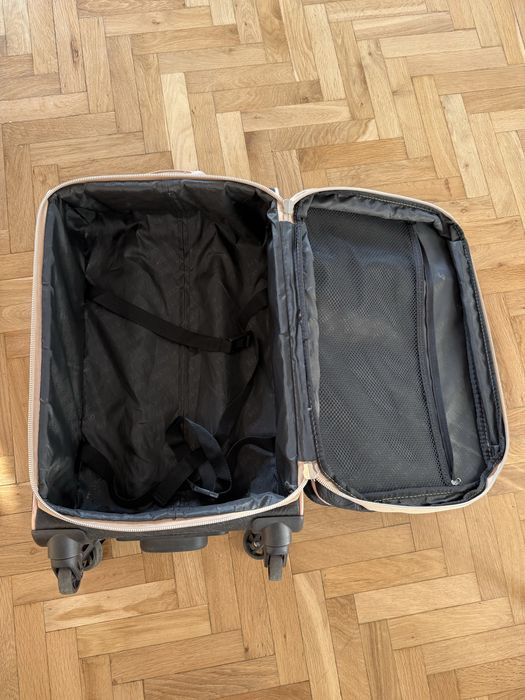 Zestaw 2 walizek Guess