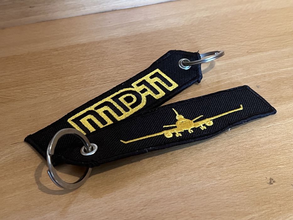 Brelok Zawieszka Remove Before Flight - MD11