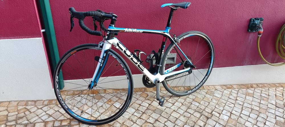 Bicicleta Cube Agree gtc race