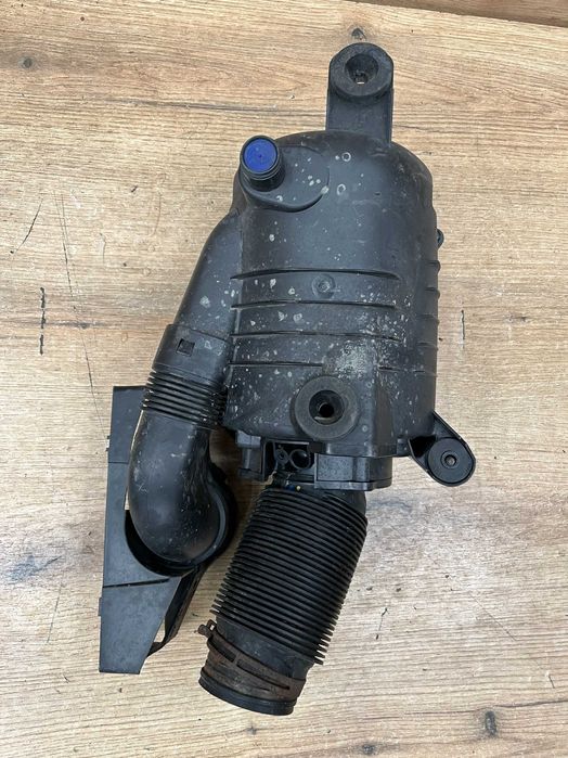 Obudowa filtra powietrza Audi A3 8P lift