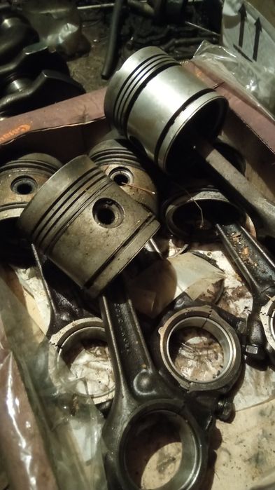 Продам колінвал перкінс