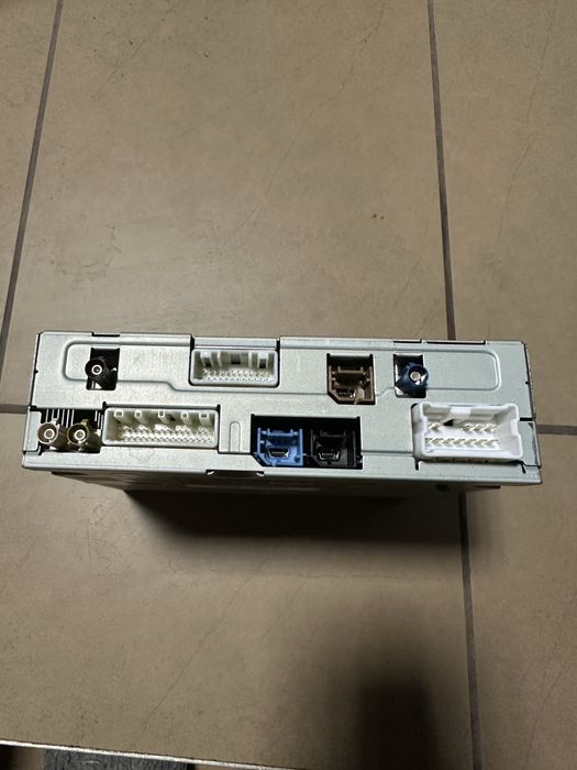 Moduł radia + wejscia USB MEGANE IV