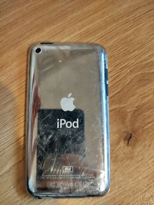 iPod 8gb nietestowany.