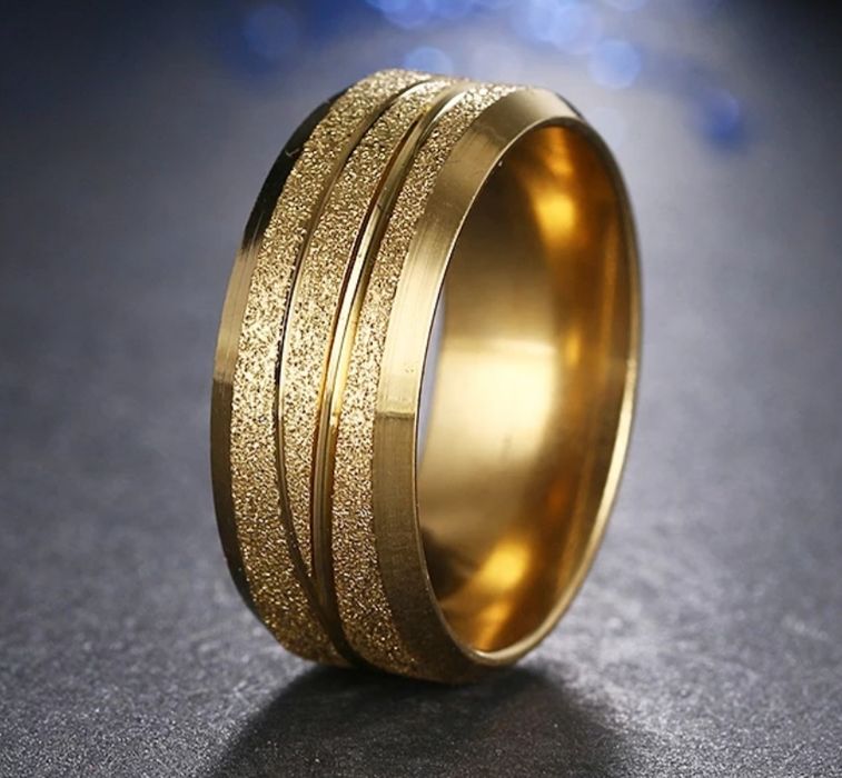 Aliança namoro - compromisso - casamento em ouro laminado 18K