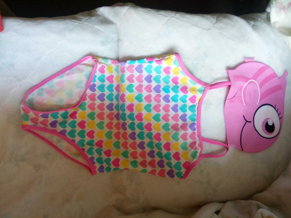 Kostium kąpielowy F&F r.116 serduszka gratis czepek rybka