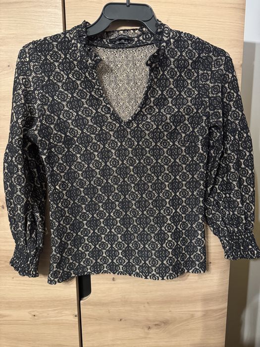 Elegancka bluzka Resereved