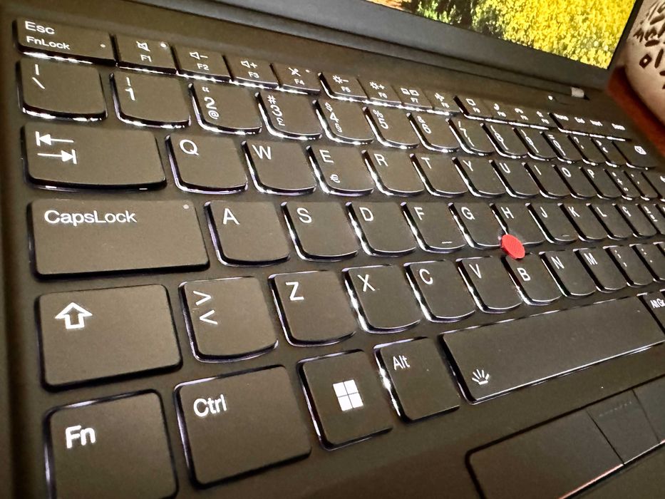 Lenovo ThinkPad X1 Carbon Gen11|i7-1370P|64Gb Ram|Ssd 2TB|Garantia|