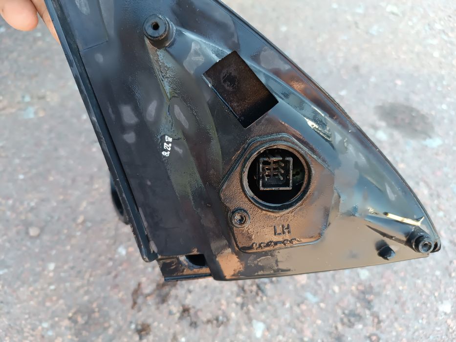 Продам зеркало Опель корса