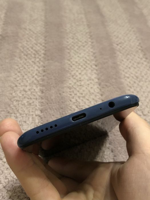 Телефон Xiaomi Redmi Note 9 4/64gb