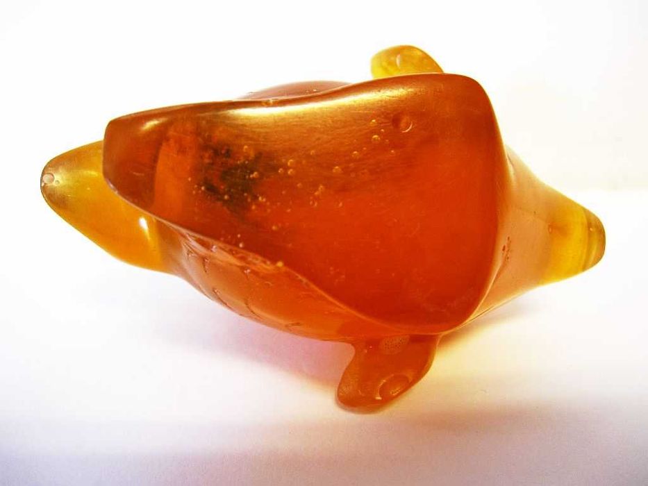 Pisa papel  vintage em forma de peixe -ambar com inclusões -152 gramas