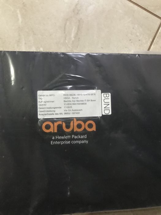 Комутатор Aruba
