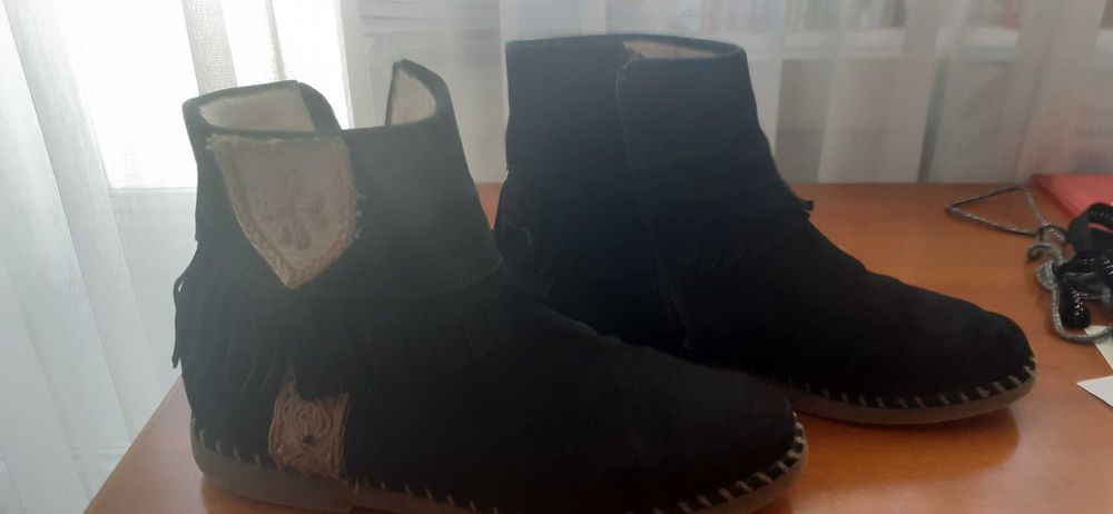 Botins azul marinho, a MODA está aí. Aproveite.