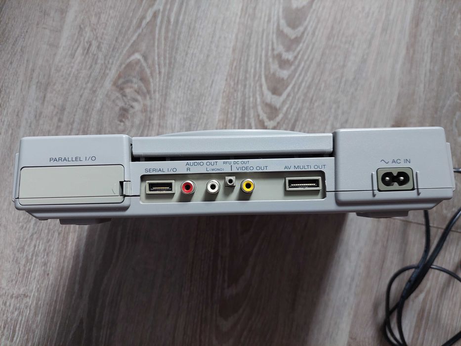 Konsola Sony Playstation 1 (SCPH-1002)