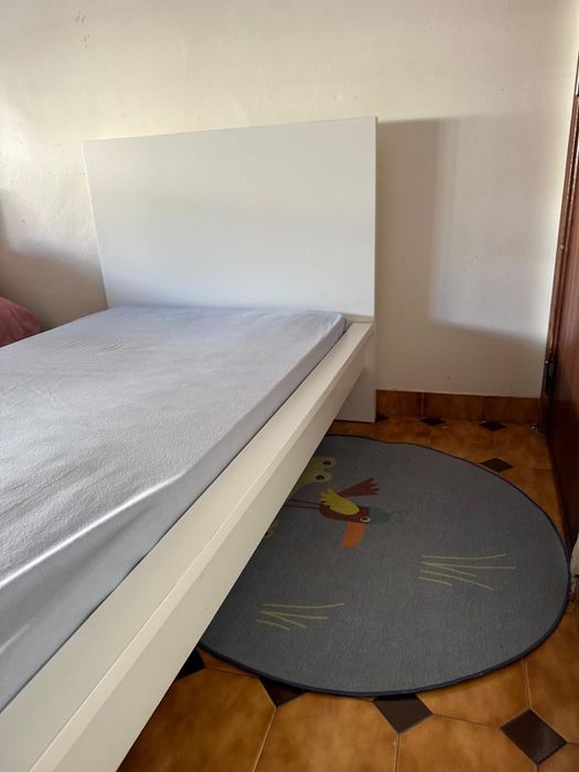 Cama solteiro Ikea Malm