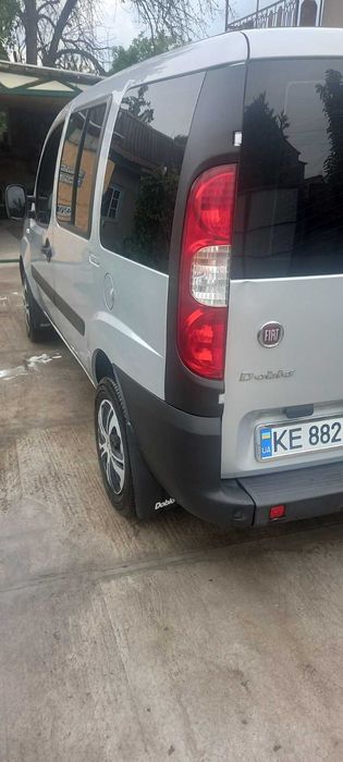 Fiat Doblo 2011 року