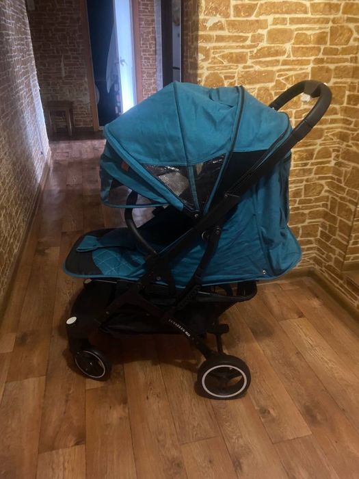 Коляска прогулочная