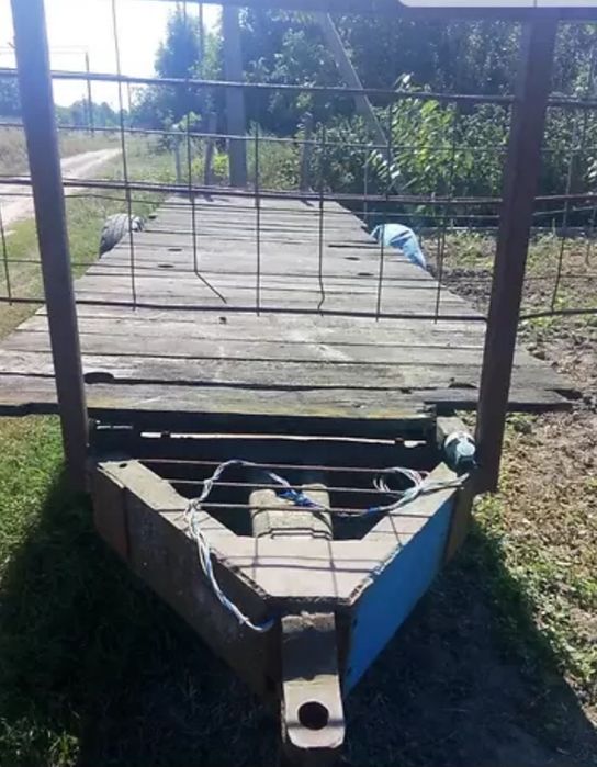Продам прицеп- теліжку довжина 6м.