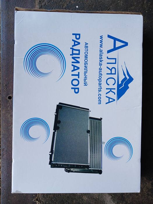 Радіатор охолодження 21082, 21092, 210992, 2113, 2114, 2115 алюмінієви