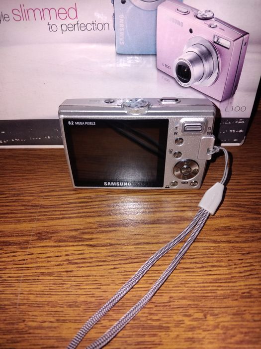 Samsung L100 Silver цифровий фотоапарат