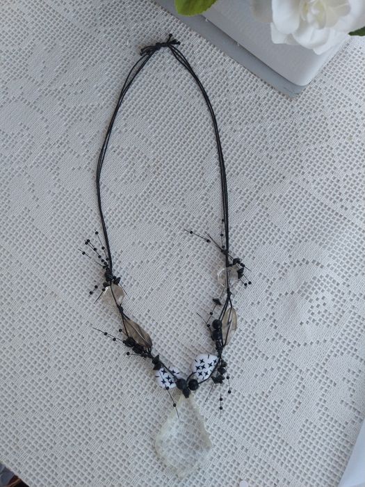 Colar comprido estilo étnico, original e bonito
