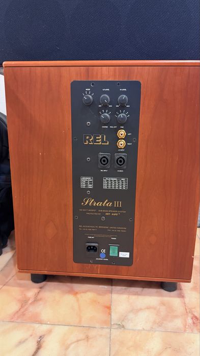 Sub woofer Rel Strata III