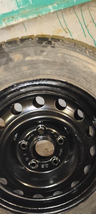 Сталеві диски R15 з резиною