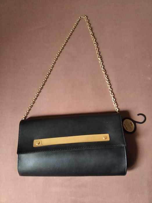 Nowa z metką czarna torebka kopertówka na łańcuszku