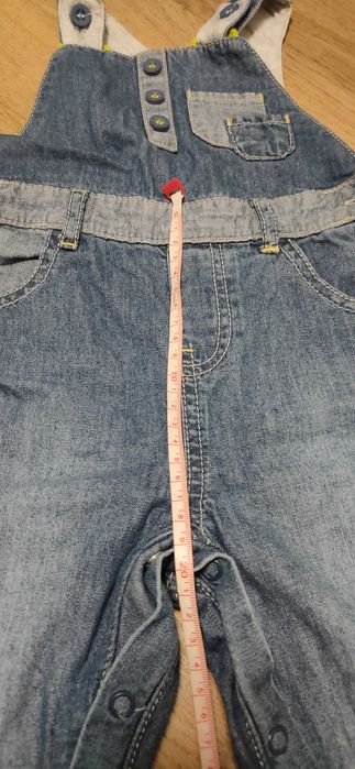 Комбинезон джинсовый для малыша