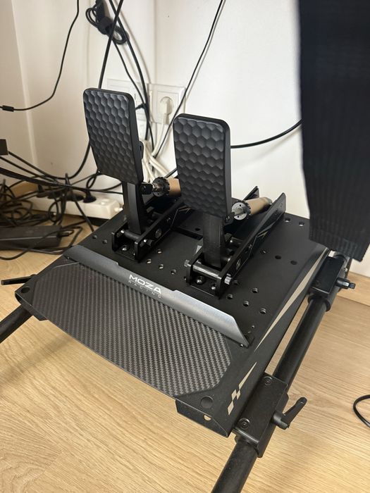 Setup simracing Moza