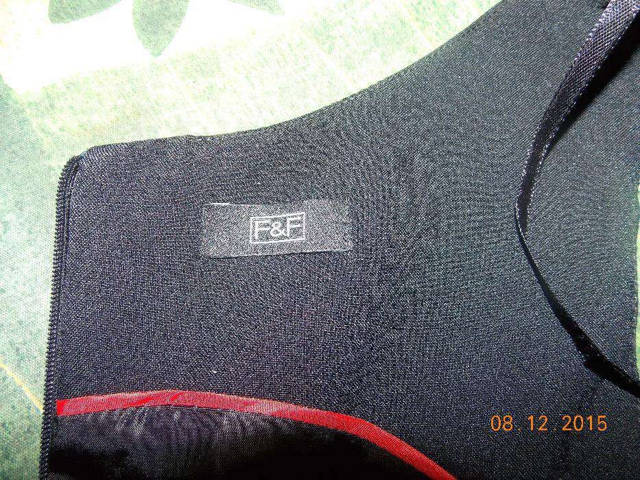 Elegancka sukienka F&F