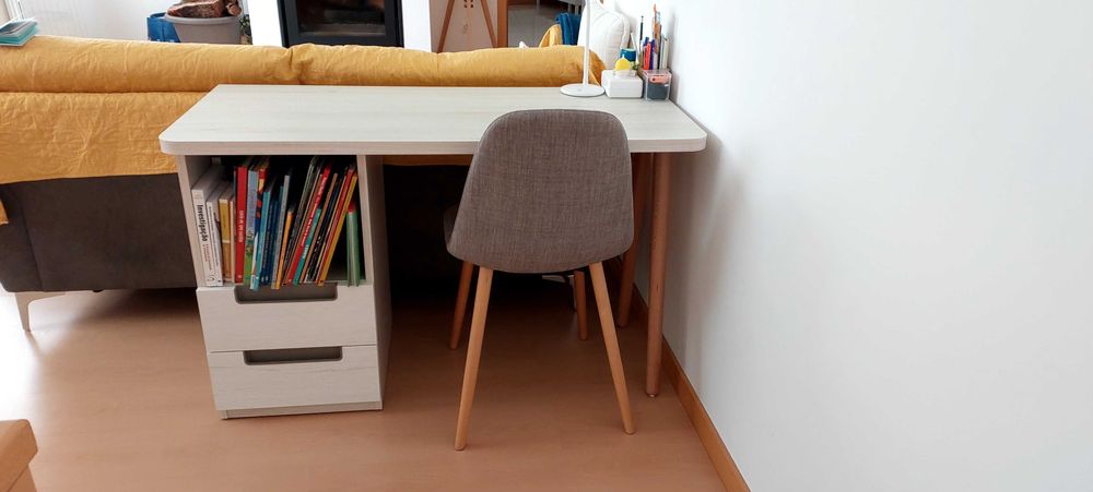 Cama juvenil (+colchão) com arrumação e secretária
