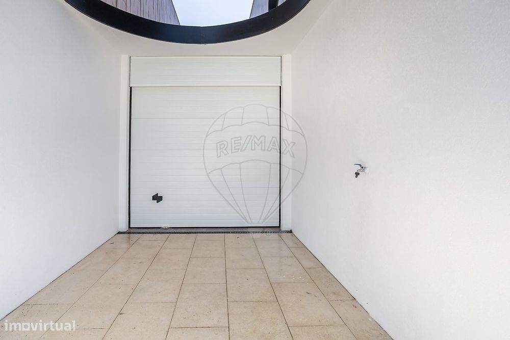 Moradia T4 para venda