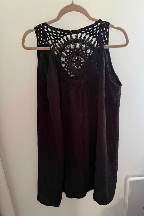 Sukienka w stylu boho misterna szydełkowa