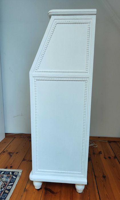 Biały sekretarzyk retro sekretarz biurko komoda półki