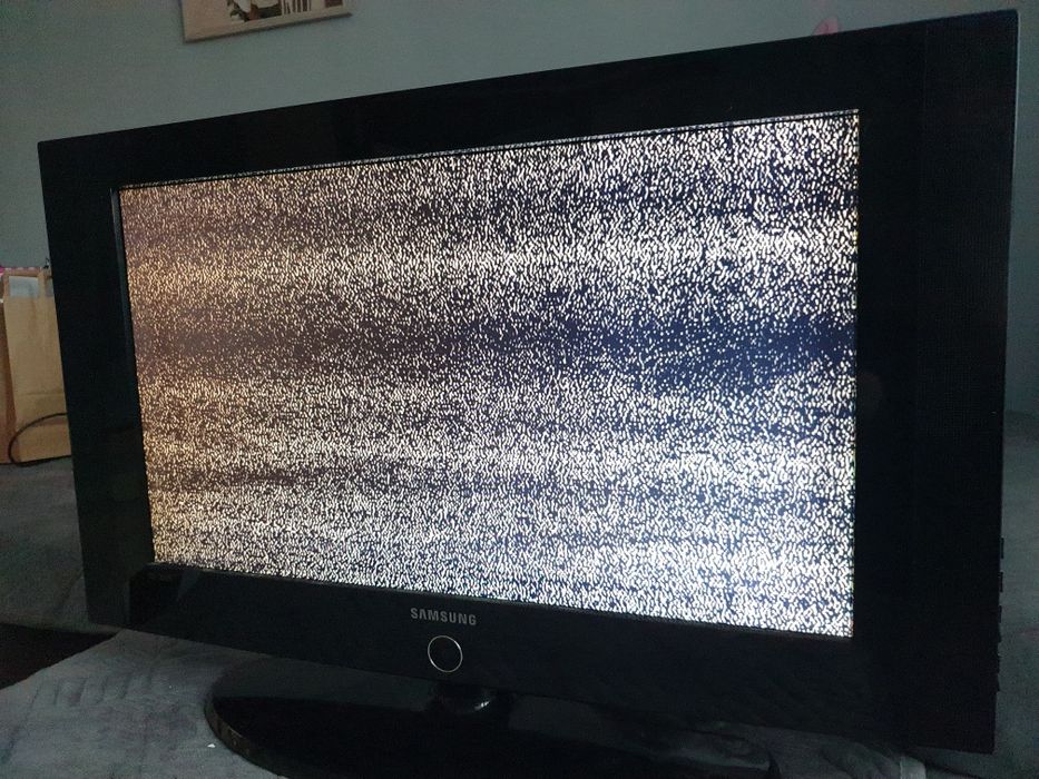 Телевізор Самсунг Le26a330 26 дюймів під ремонт