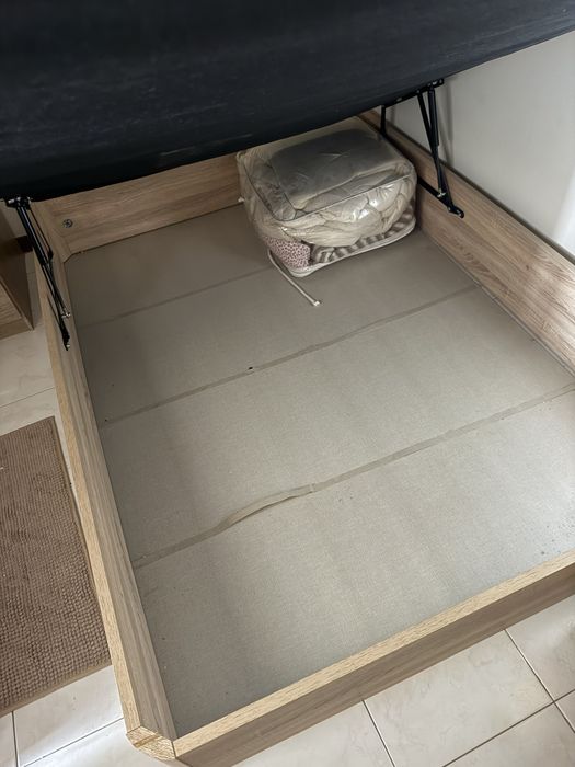 Cama caixa +Colchão