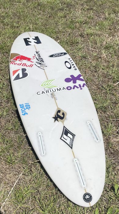 Prancha do Ítalo Ferreira 5’9